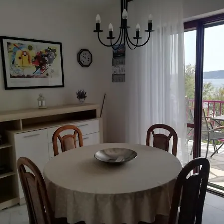 Duba 公寓 贝蒂纳